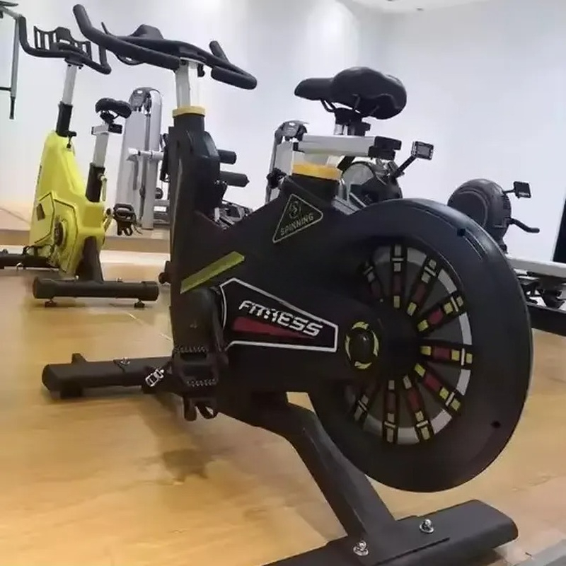 Cyclette Commerciale per Spinn - Home Gym Fitness recensione e prezzo